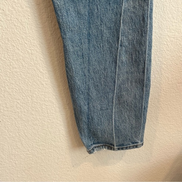 Abercrombie and Fitch curve love high rise mom jeans size 26 light distressing - Picture 11 of 14